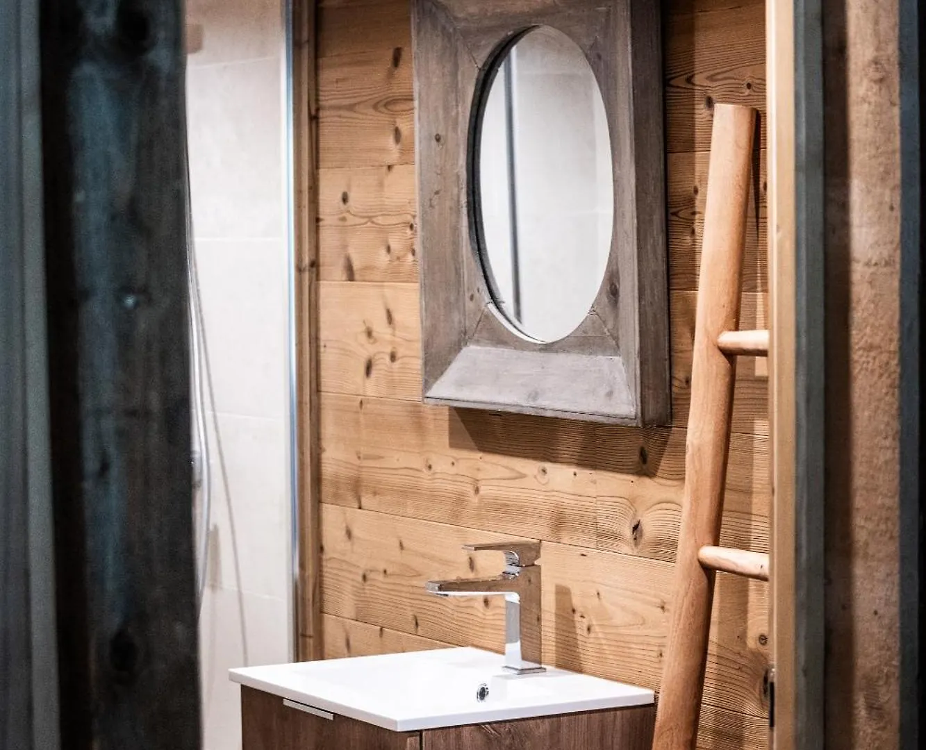 Chalet Le Soli Morzine - By Emerald Stay