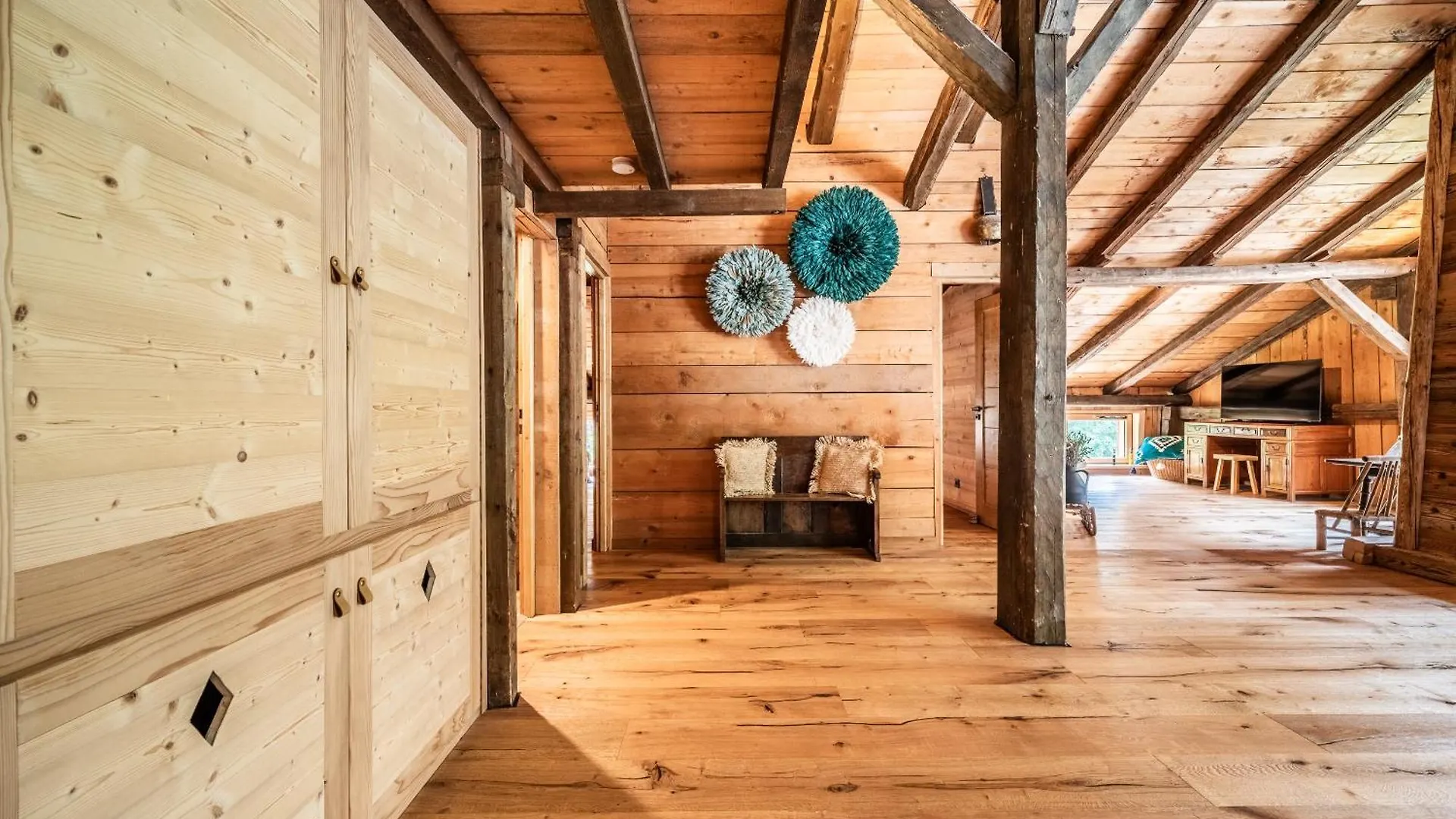 Chalet Le Soli Morzine - By Emerald Stay 0*,